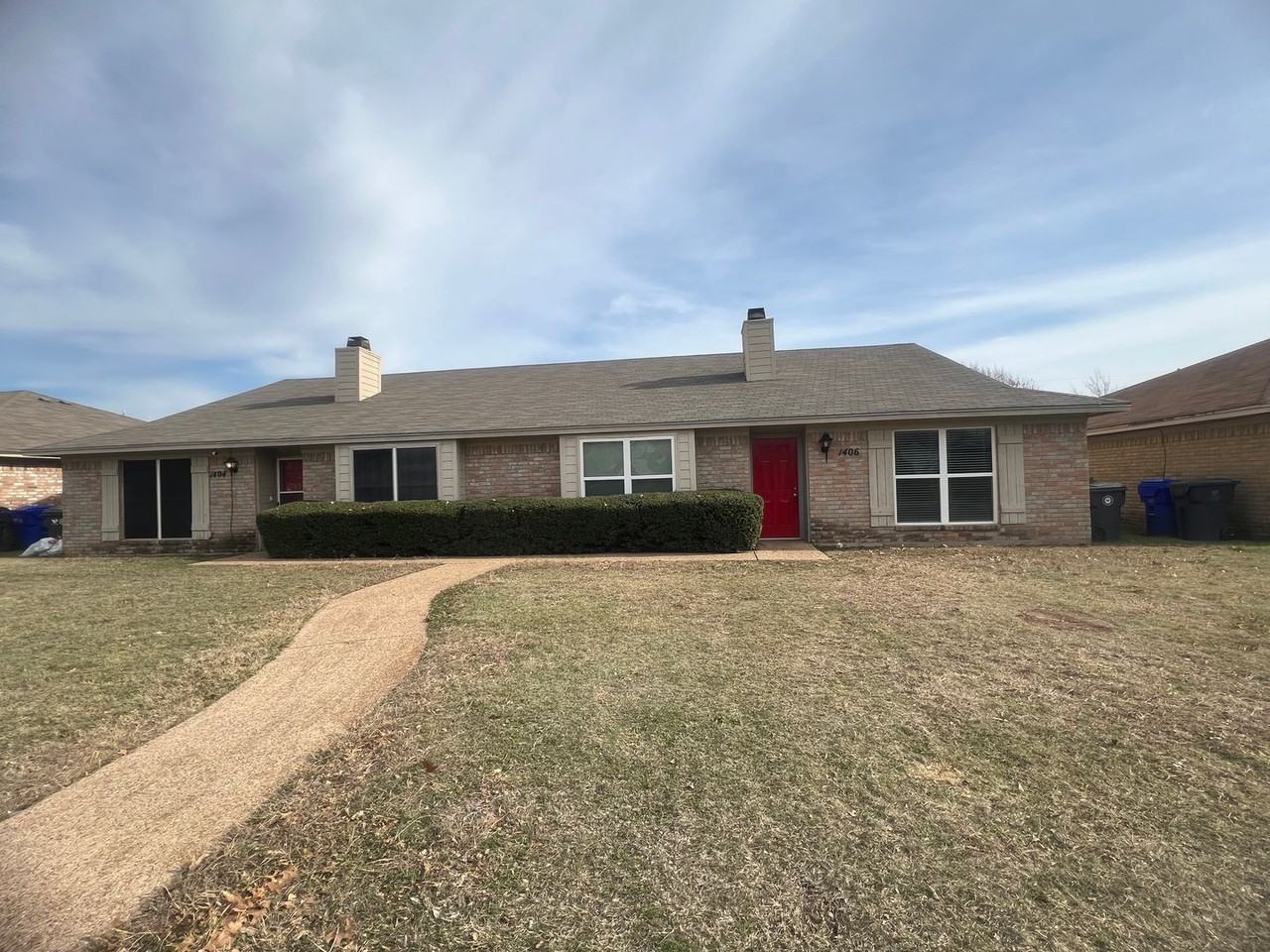1406 Chapel Downs Rd - Photo 2 of 10
