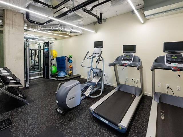 301 12th Avenue - Photo 7 of 11