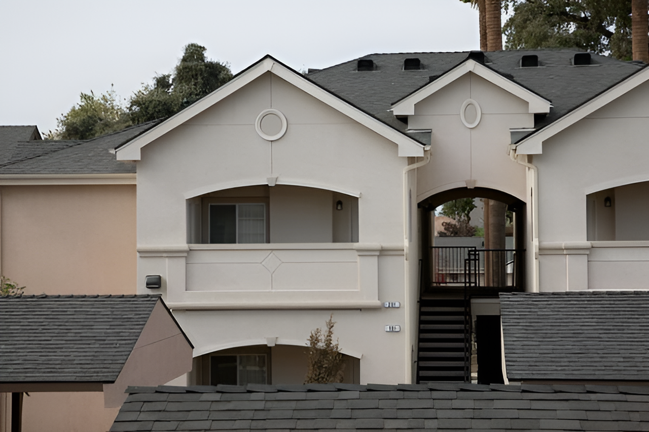 VALLEY OAK - Photo 3 of 12