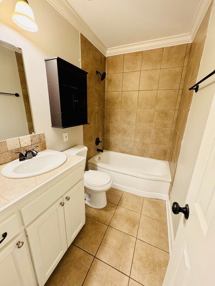 3628 Chippewa St - Photo 6 of 18