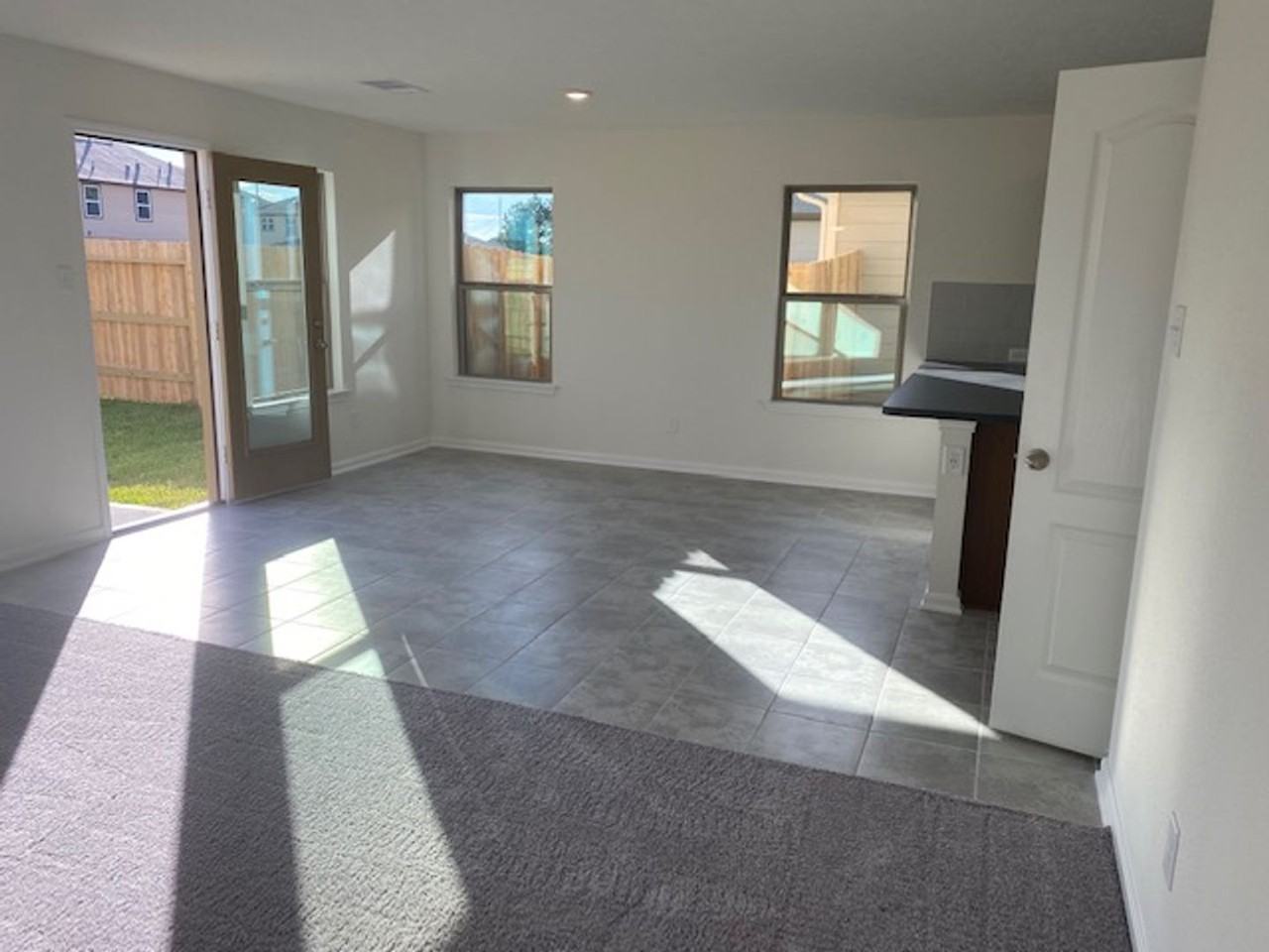 727 Hardwood Grove Ct - Photo 4 of 18