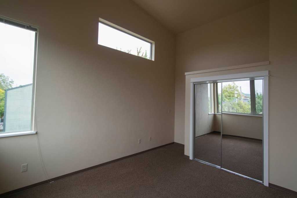 O-Town - Photo 3 of 29