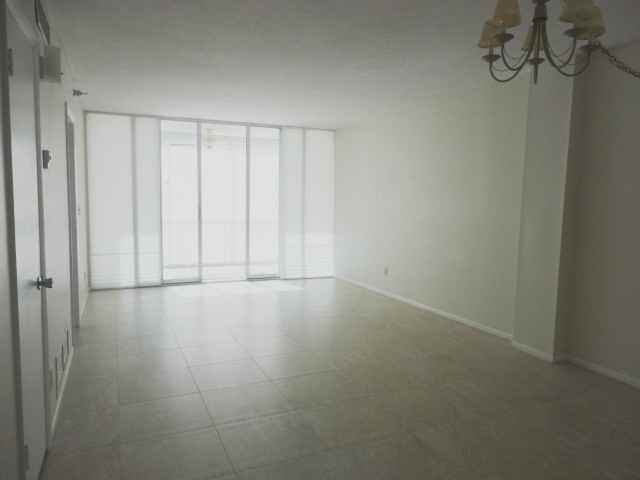 244 Saint Augustine Ave #304 - Photo 7 of 22