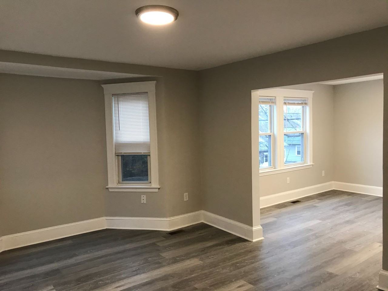 248 Pearl St - Photo 5 of 19