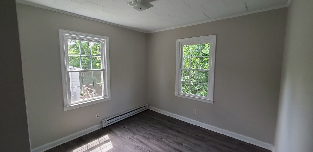 314 Friendly Ave - Photo 3 of 7