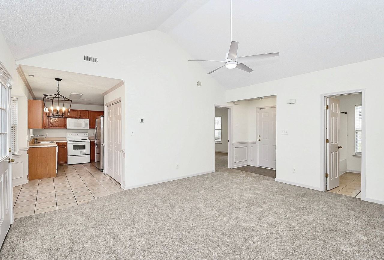 5923 Running Deer Rd - Photo 7 of 16
