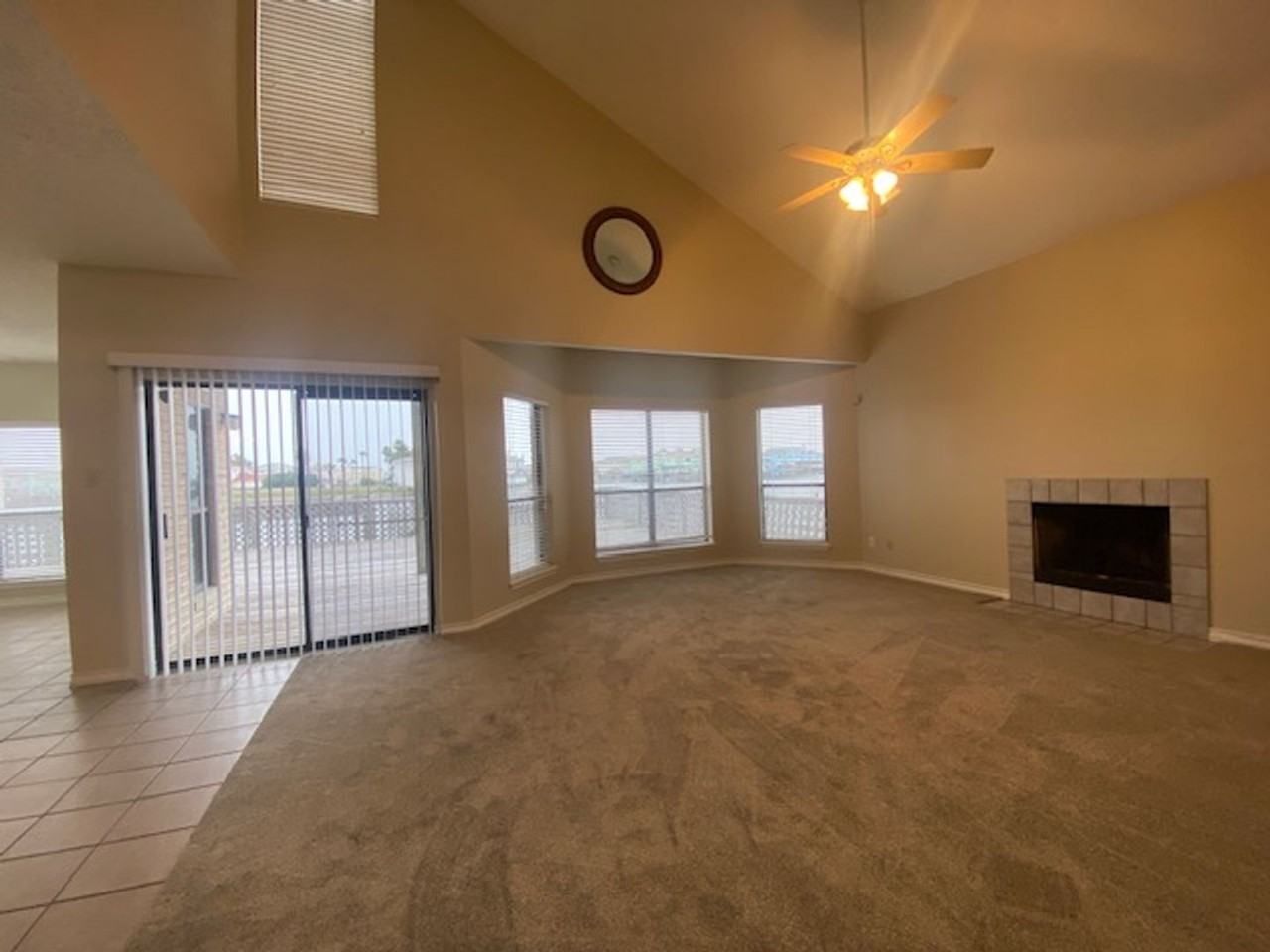 13913 Dasmarinas Dr - Photo 3 of 47