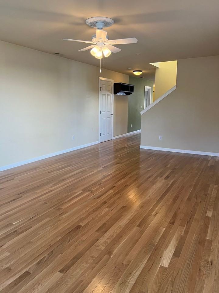 1515 Grant Ave - Photo 3 of 33