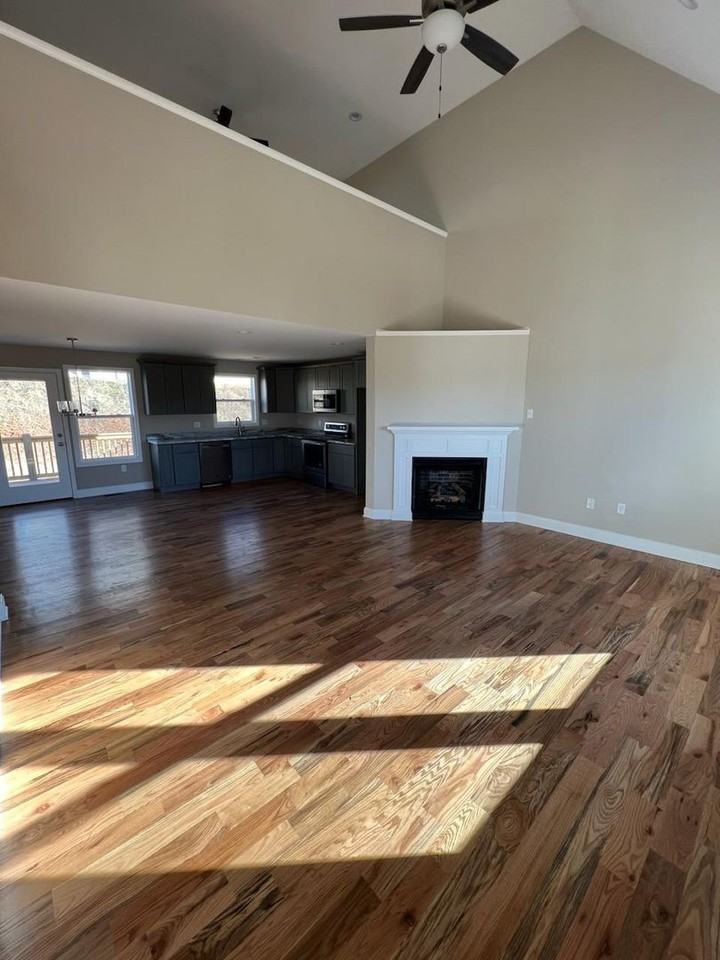 220 Oak Meadow Ln - Photo 4 of 17