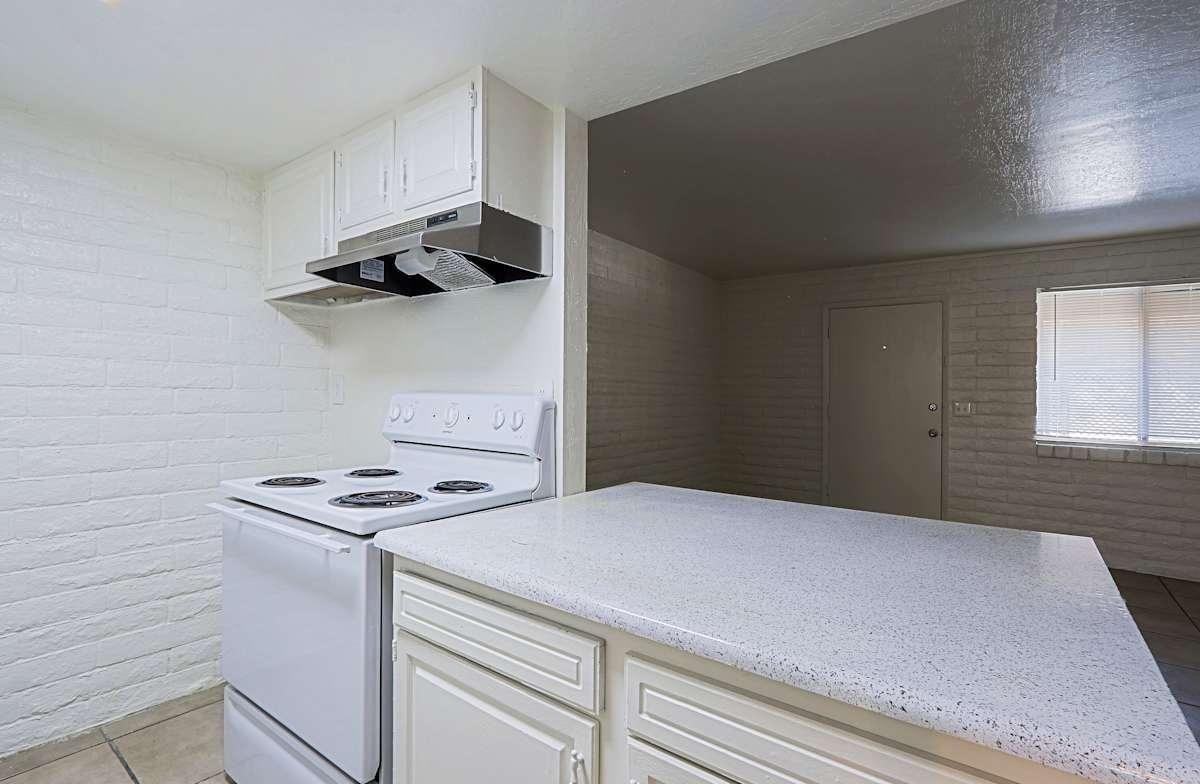 16621 N 25th St - Photo 5 of 26