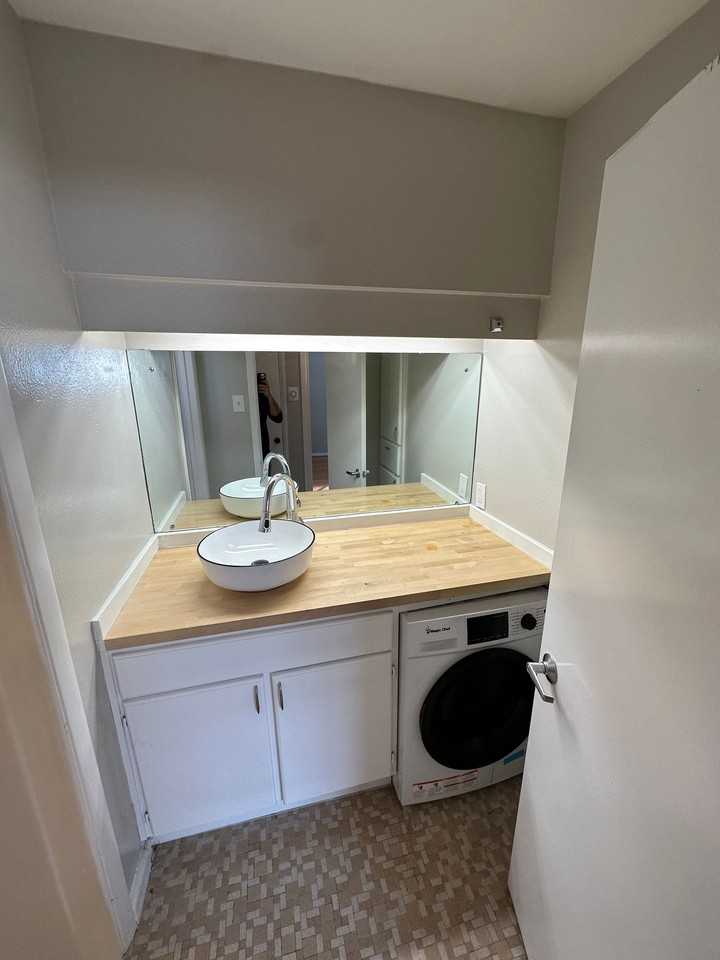 Mehran Houston LLC - Photo 4 of 11