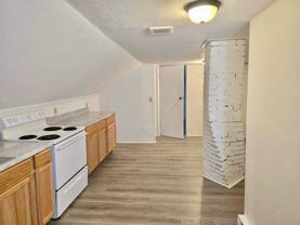 305 W. Linn St - Photo 1 of 1