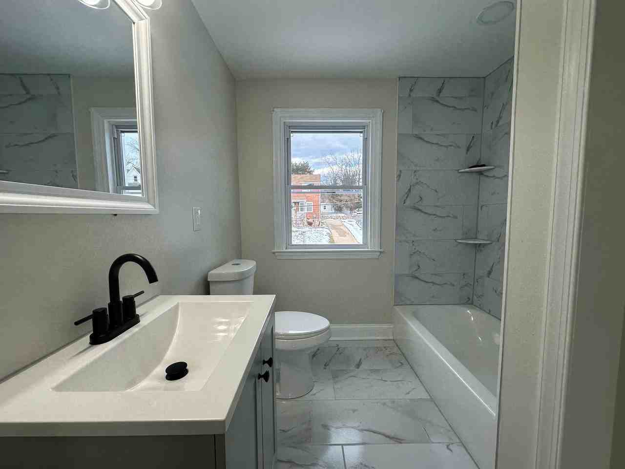 4011 Biddison Ln - Photo 2 of 15