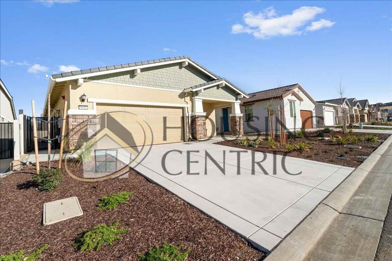 9091 Cerro Vista Dr - Photo 3 of 50