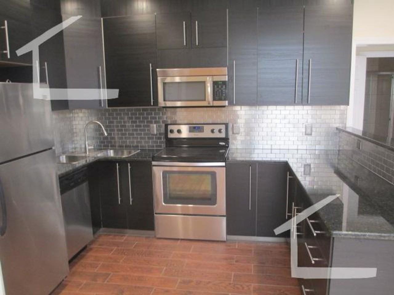 92 Pleasant St - Photo 6 of 20