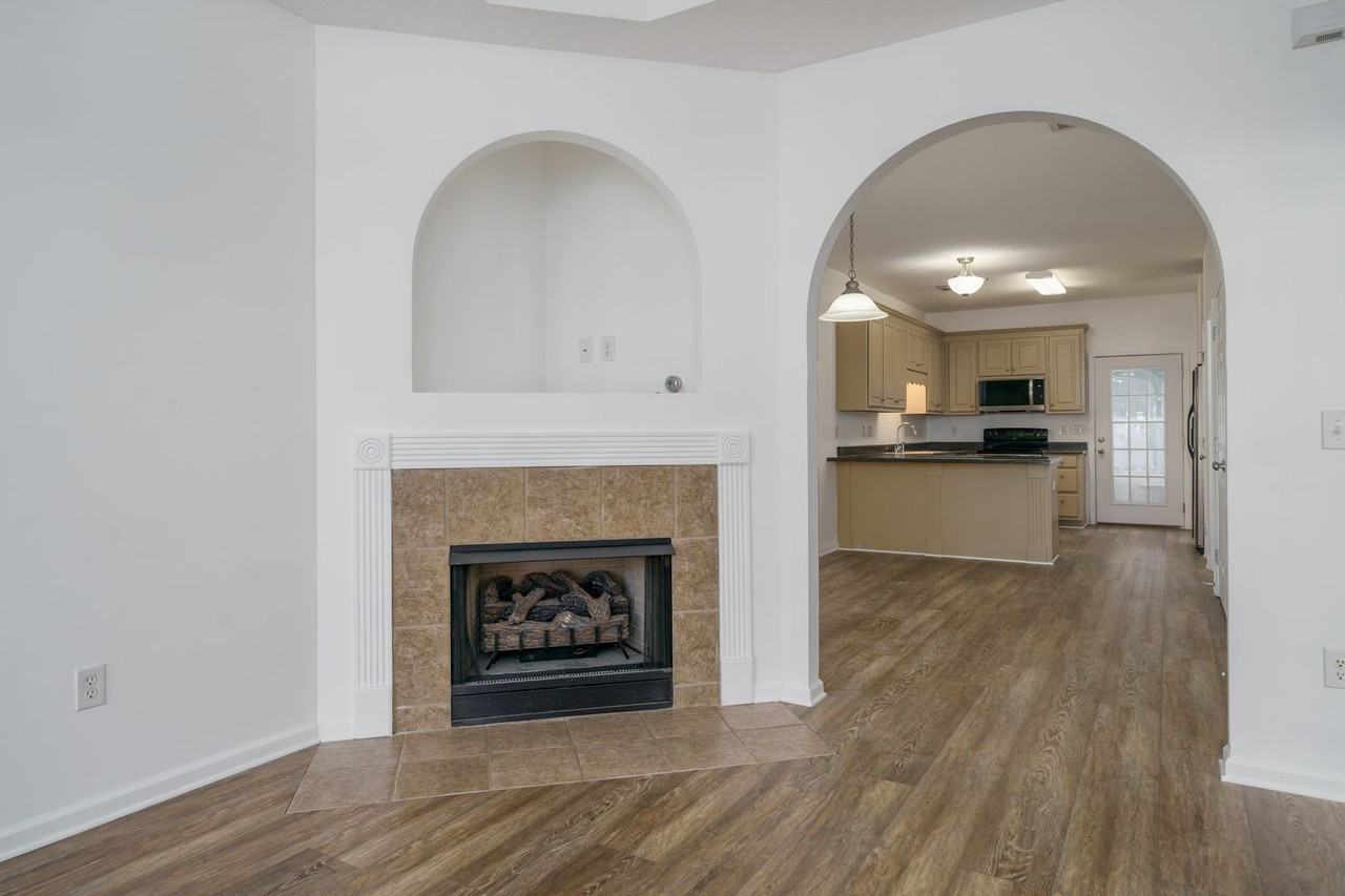 6615 Covington Villas Dr - Photo 6 of 29