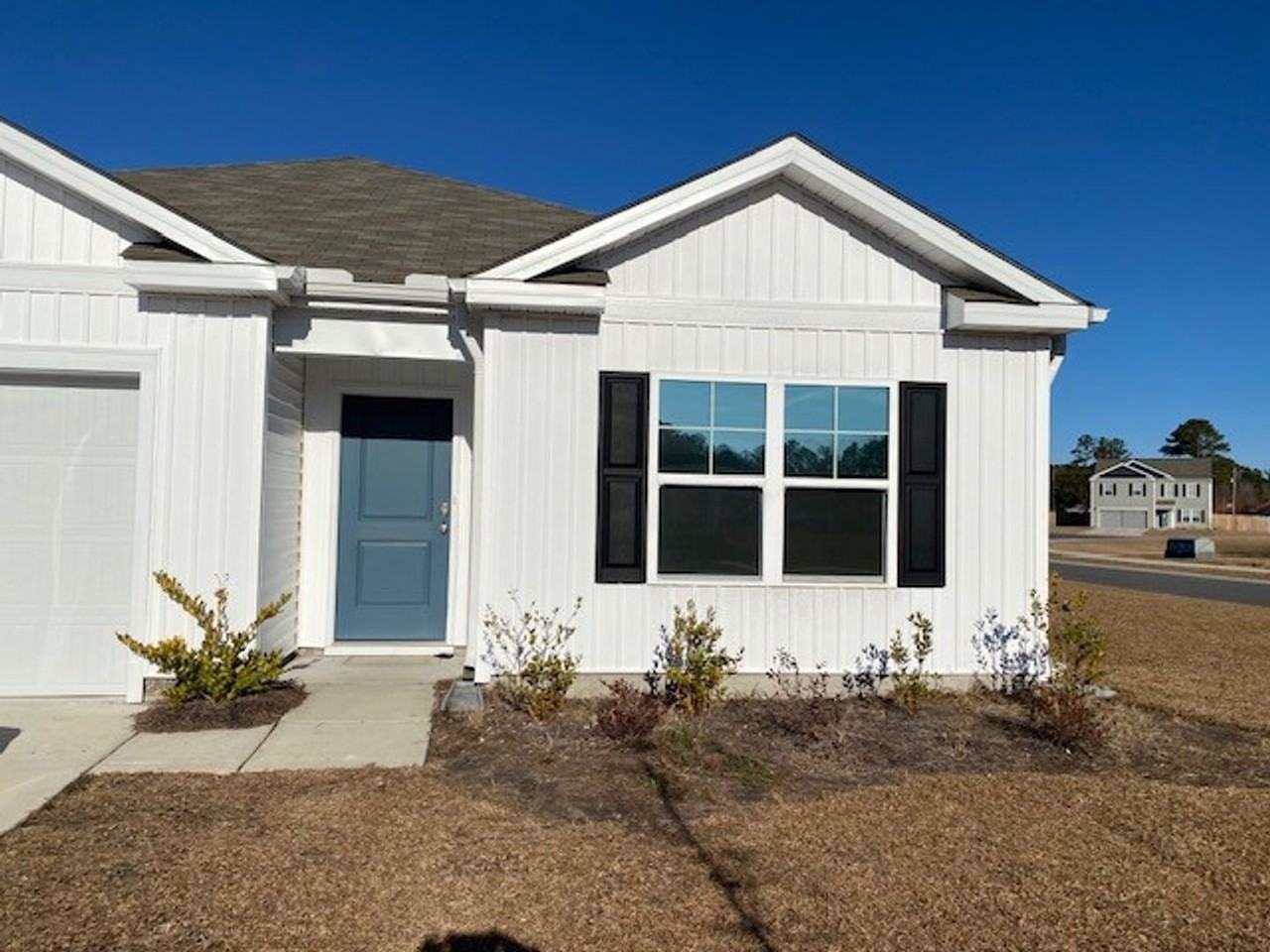 2109 Emerald Ave - Photo 2 of 50