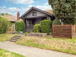 featured image of 5632 11th Avenue Northeast