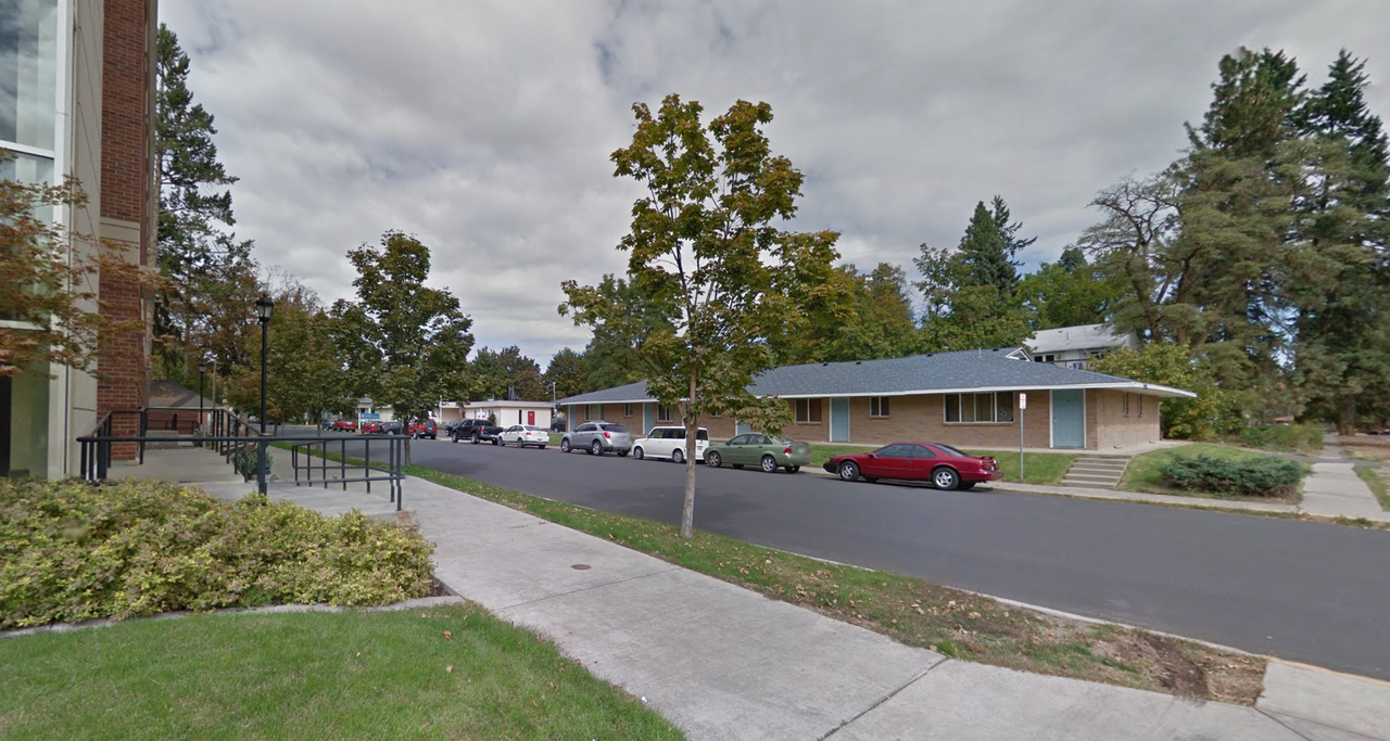 607 C Street in Cheney Near EWU Campus! - Photo 2 of 4