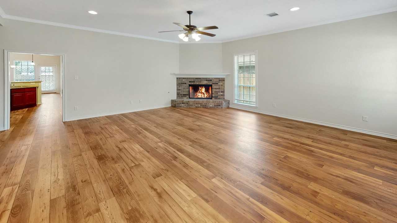 1014 Emerald Dove Avenue - Photo 2 of 5