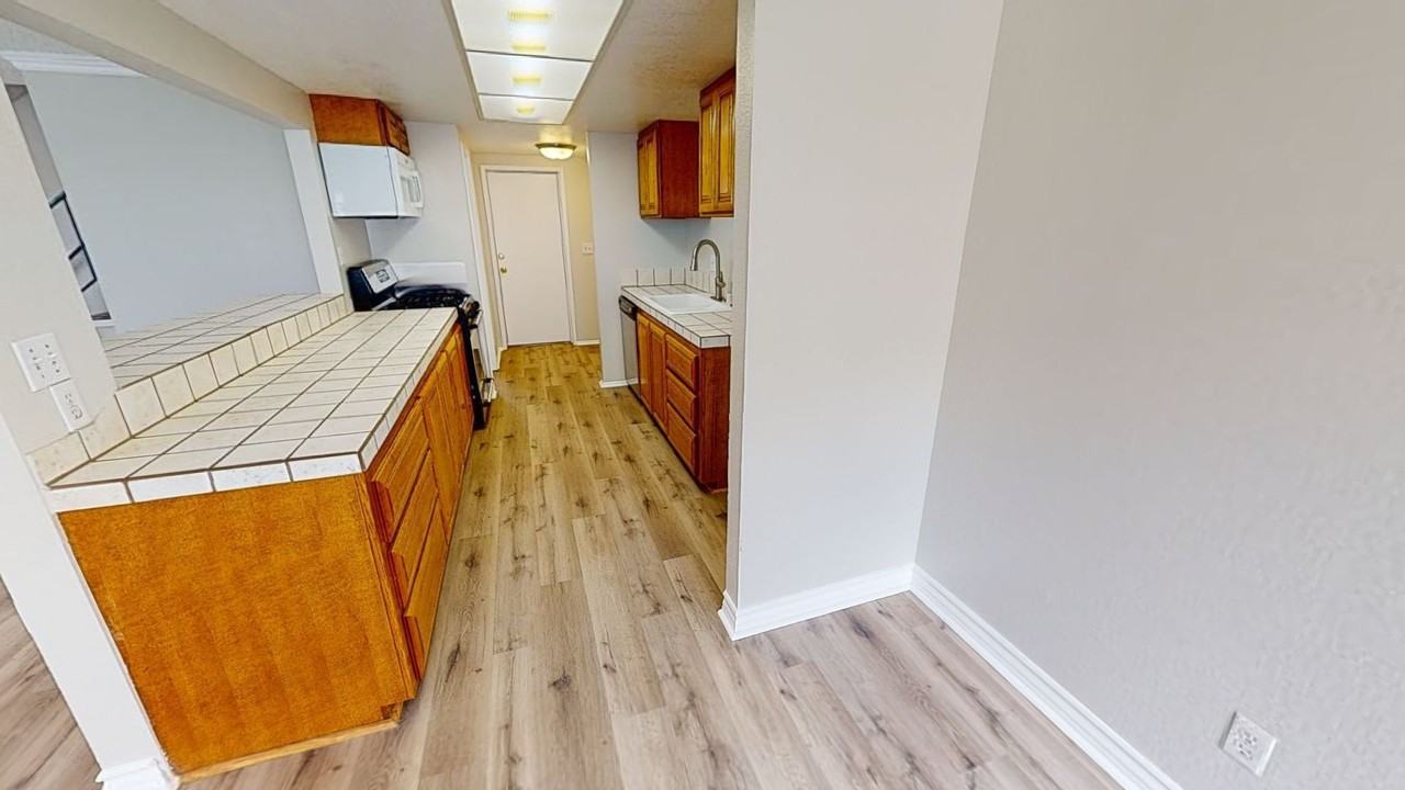 2114 Firewood Ct - Photo 3 of 18