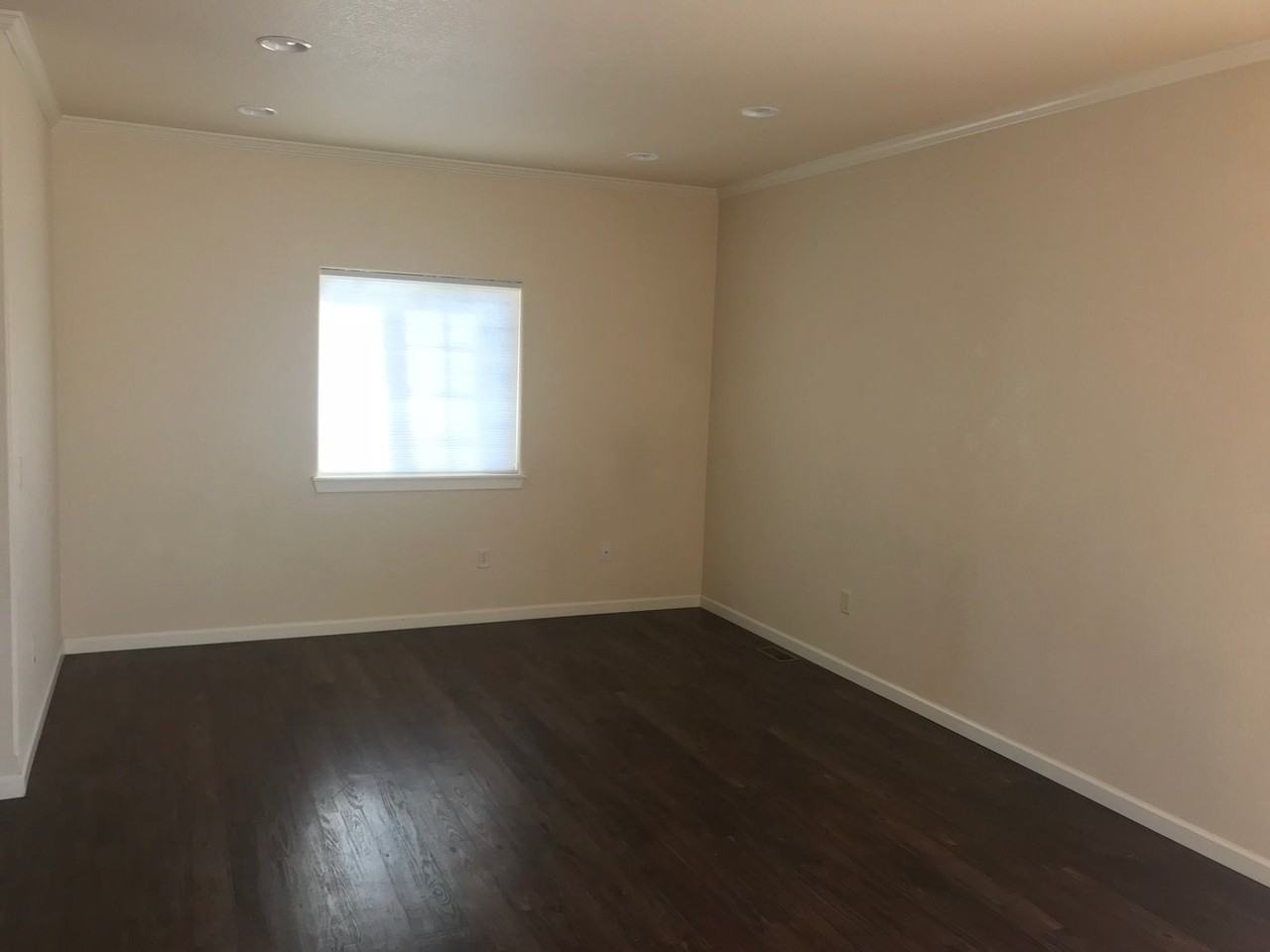 5310 Glock Ave - Photo 3 of 13