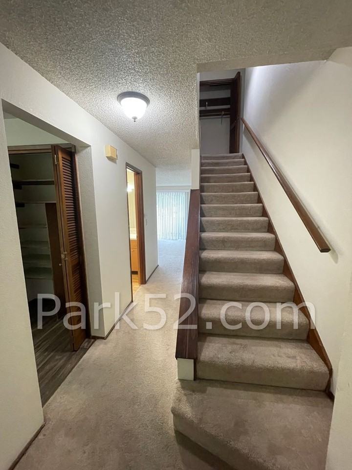 1446 Rainier Dr #4 - Photo 2 of 20