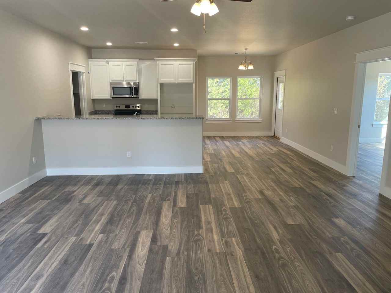 415 Cherry Lane - Photo 3 of 11