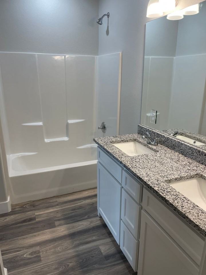 415 Cherry Lane - Photo 5 of 11