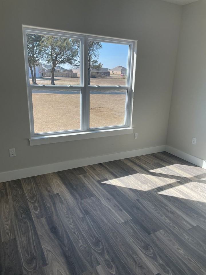 415 Cherry Lane - Photo 6 of 11