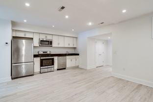 727 Quebec Pl - Photo 1 of 1