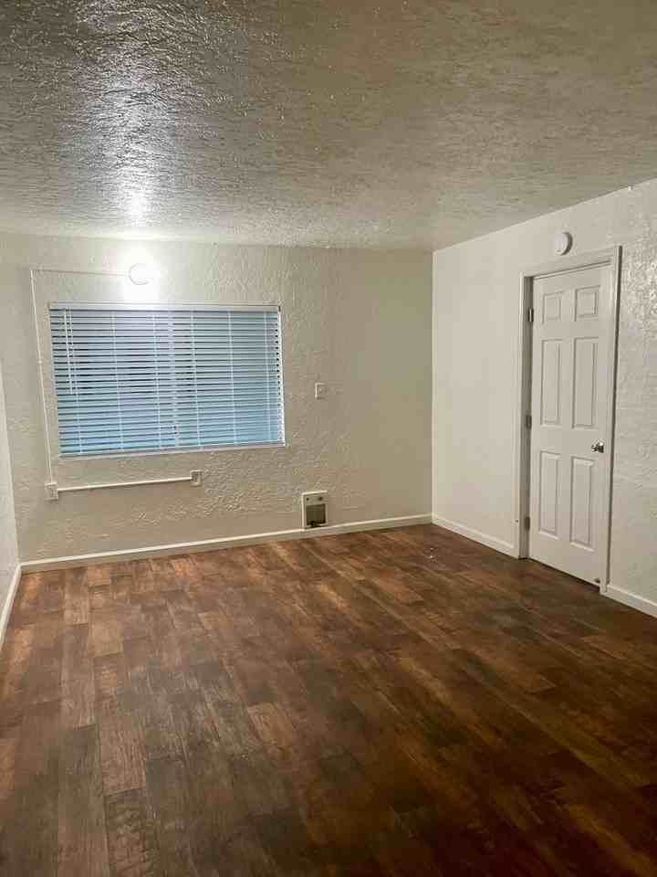 Westside Apartments - Photo 7 of 39