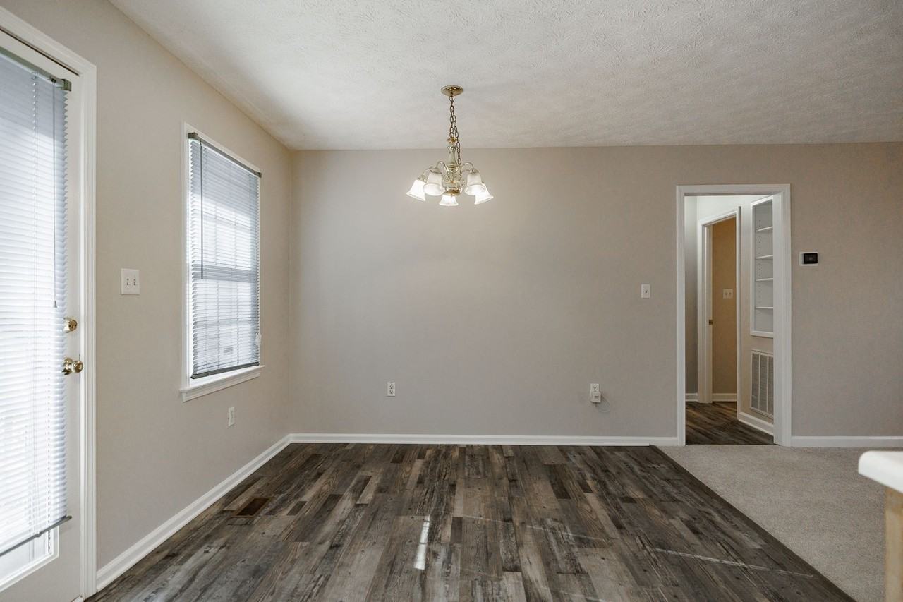 1160 Grayson Ln - Photo 2 of 21