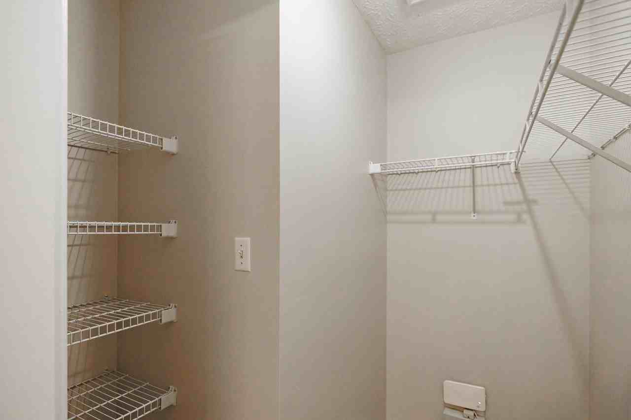 1160 Grayson Ln - Photo 7 of 21