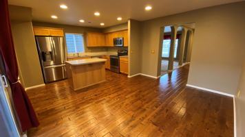 featured image of 3353 Se Midvale Dr