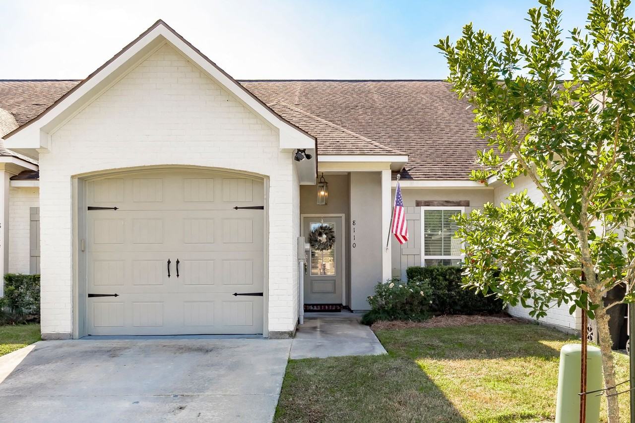 8110 Stonelake Ave - Photo 2 of 12