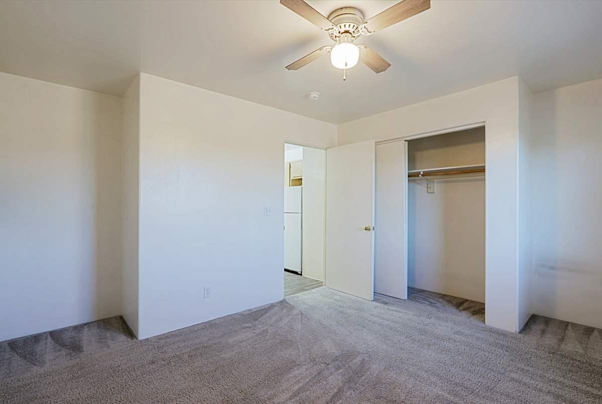 278 S Tegner St - Photo 3 of 32