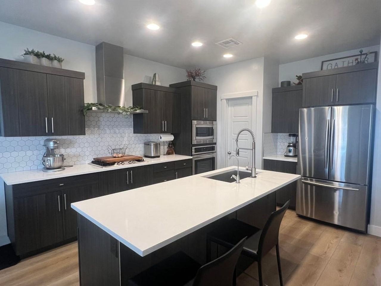 2148 E Mountain Trl - Photo 2 of 29