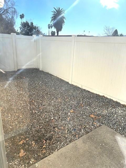 210 N Santa Fe St - Photo 7 of 7