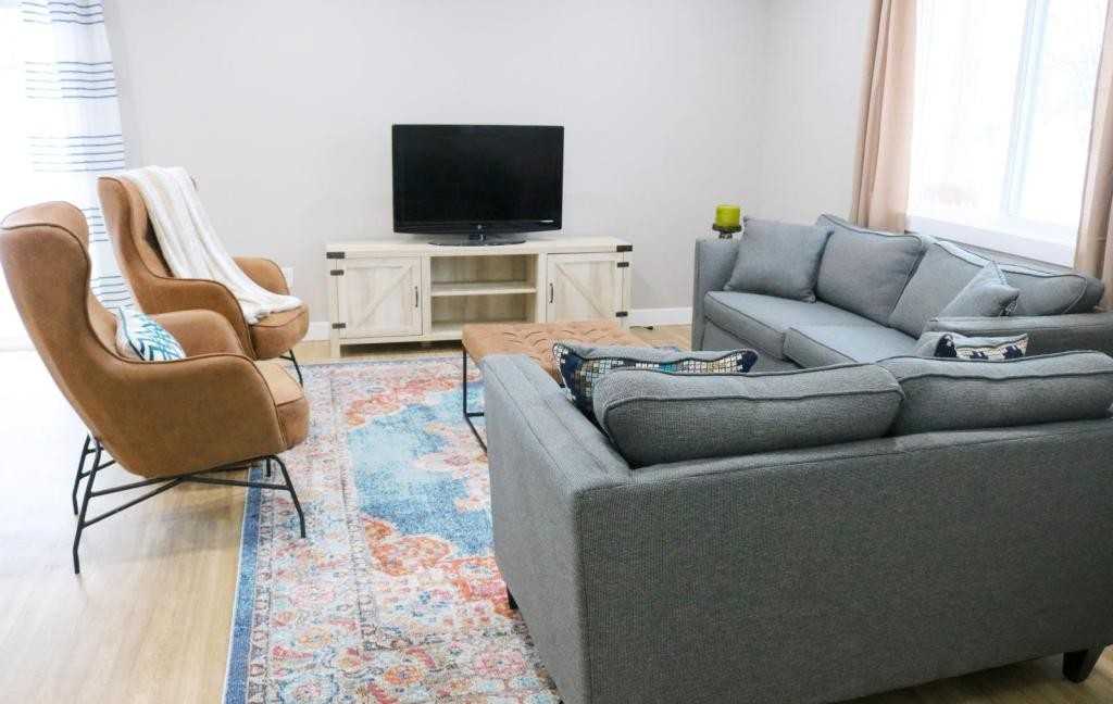 810 Park Lane Drive - Photo 5 of 23