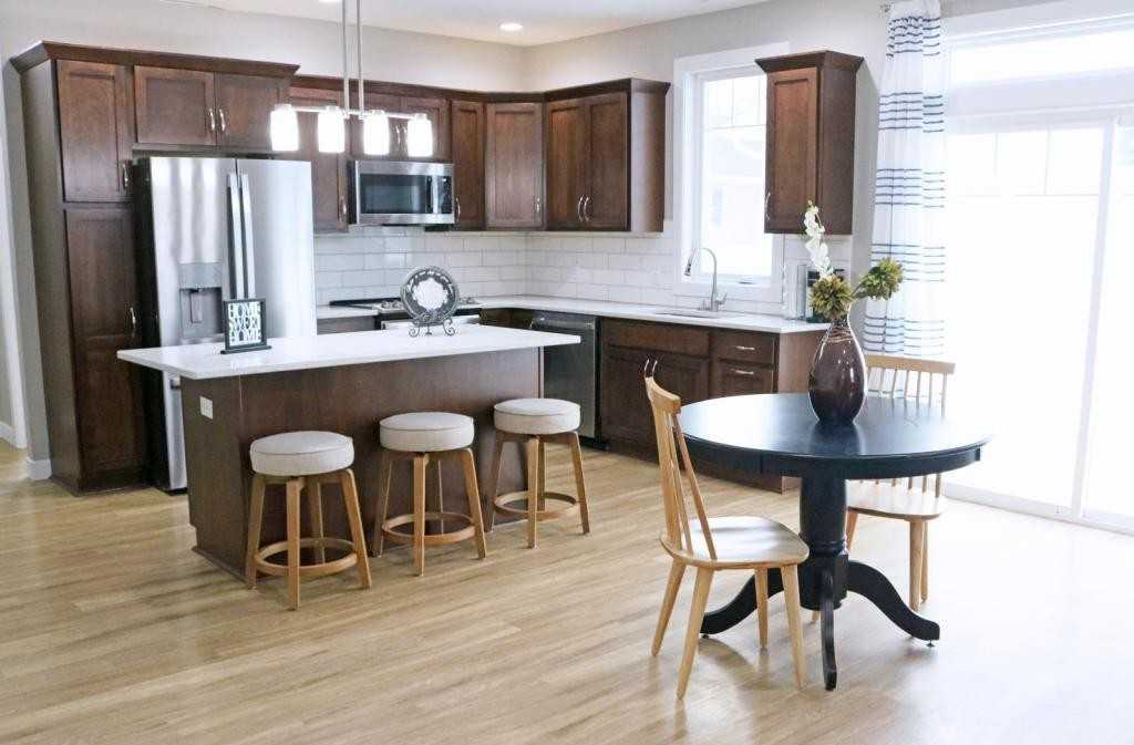 810 Park Lane Drive - Photo 7 of 23