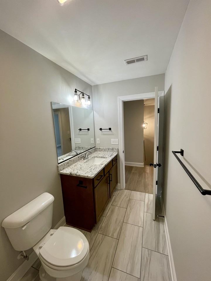 1011 Ridgestone Ct #1 - Photo 2 of 40