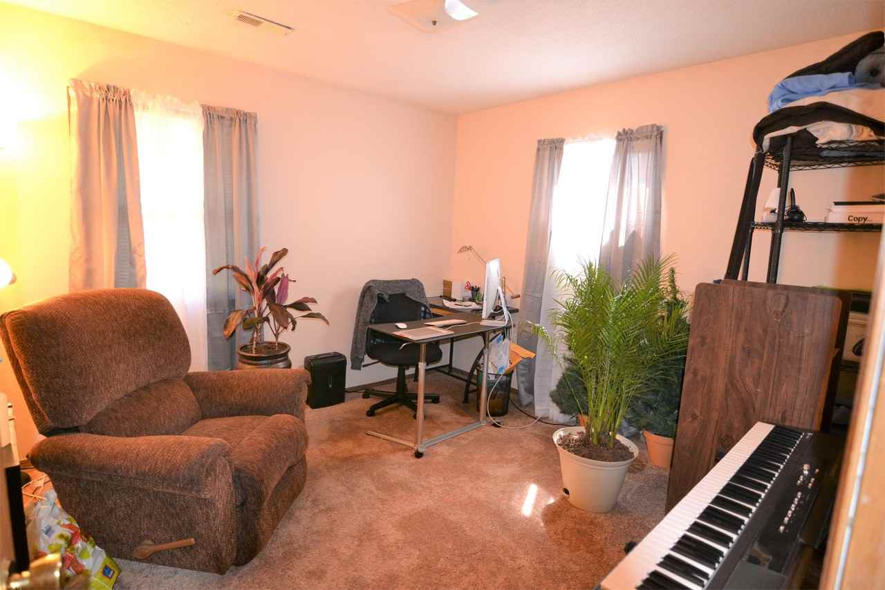 834 Clinic Rd - Photo 3 of 7