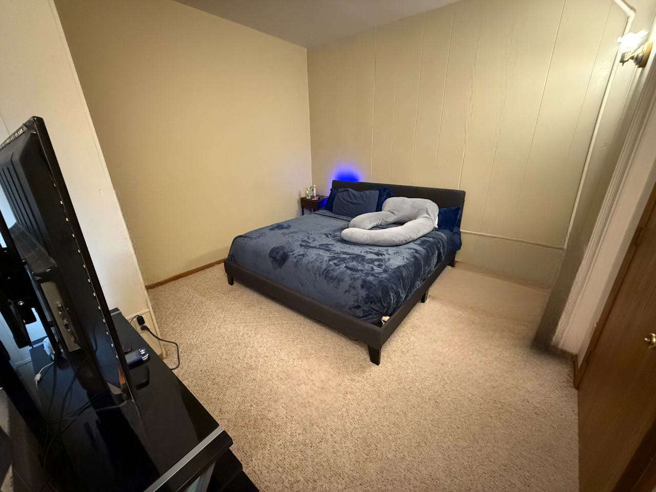 321 Earl Street - Photo 2 of 15