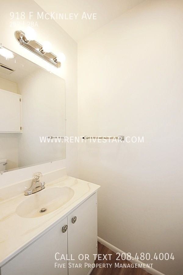 918F Mckinley Ave - Photo 6 of 14