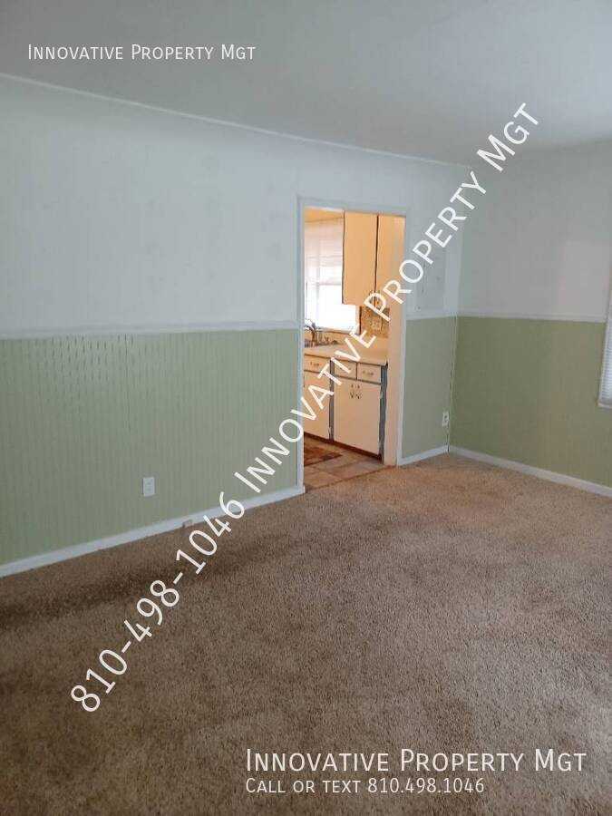 3065 Sloan Hts - Photo 2 of 24