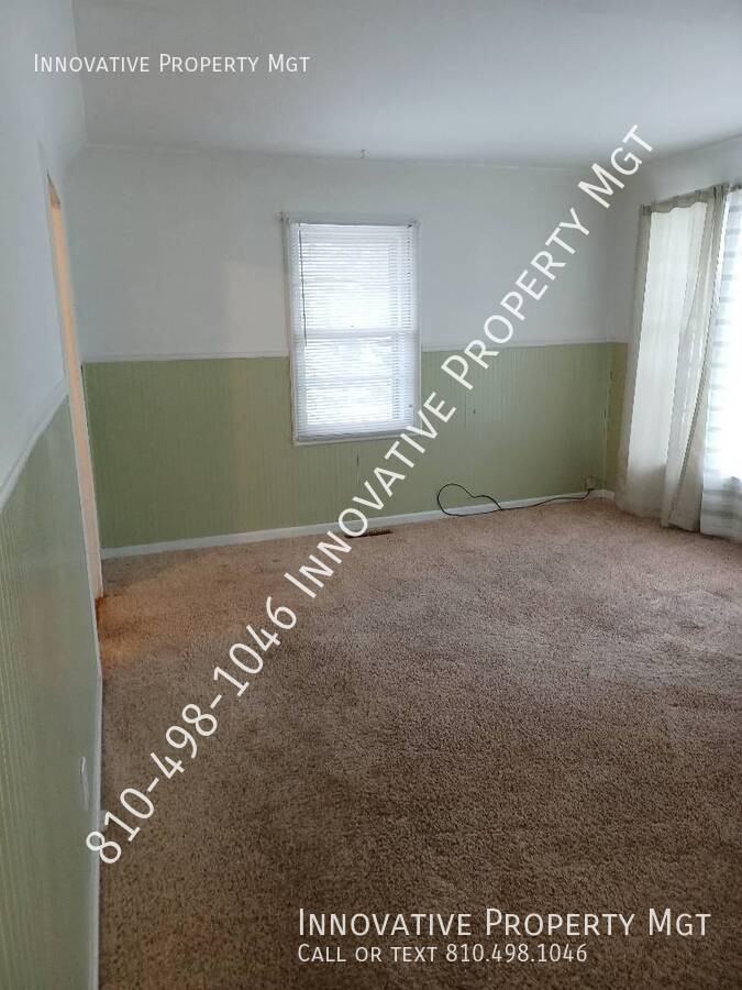 3065 Sloan Hts - Photo 3 of 24