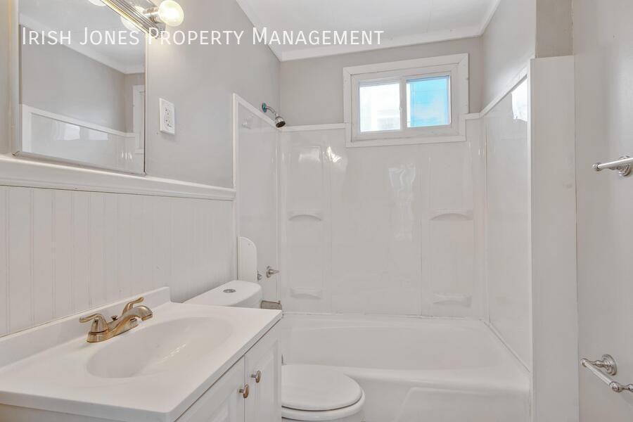 192 Bird Ave #1 - Photo 6 of 17