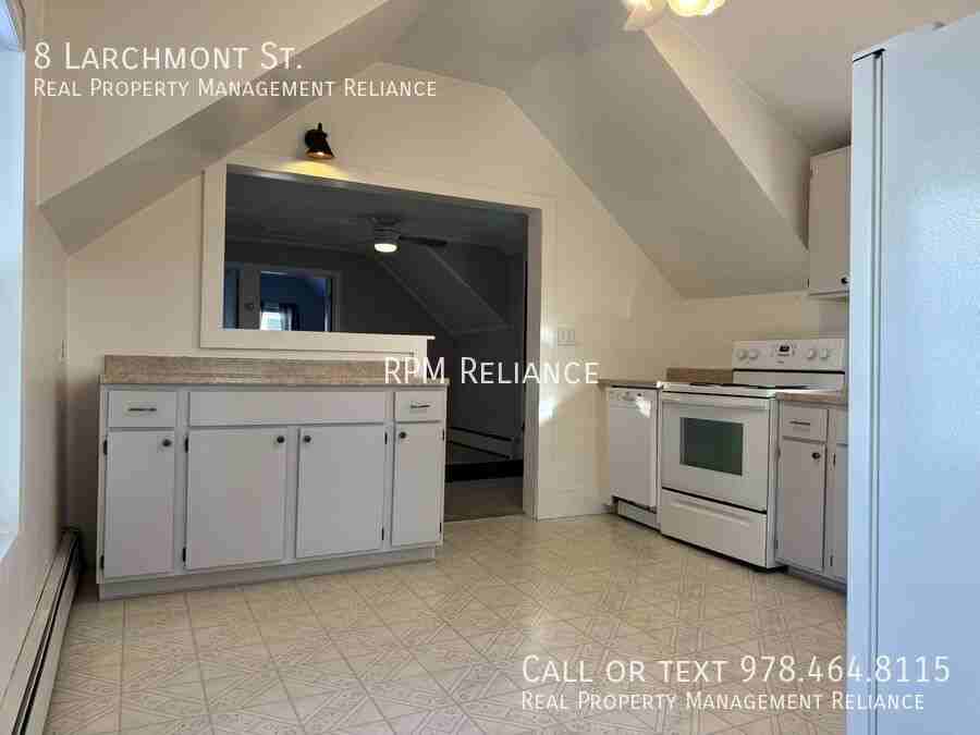 8 Larchmont St - Photo 2 of 12