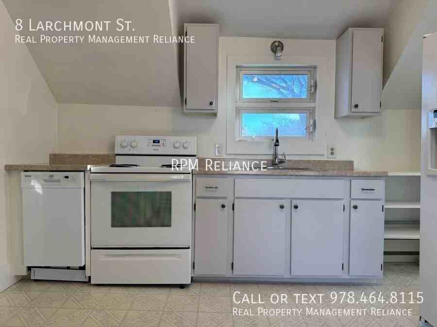 8 Larchmont St - Photo 3 of 12